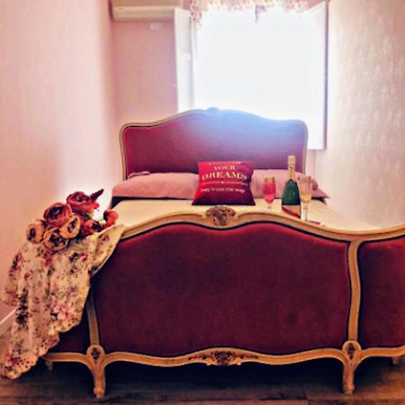 Отель Gioia Chic & Economy Джоя-Тауро Экстерьер фото